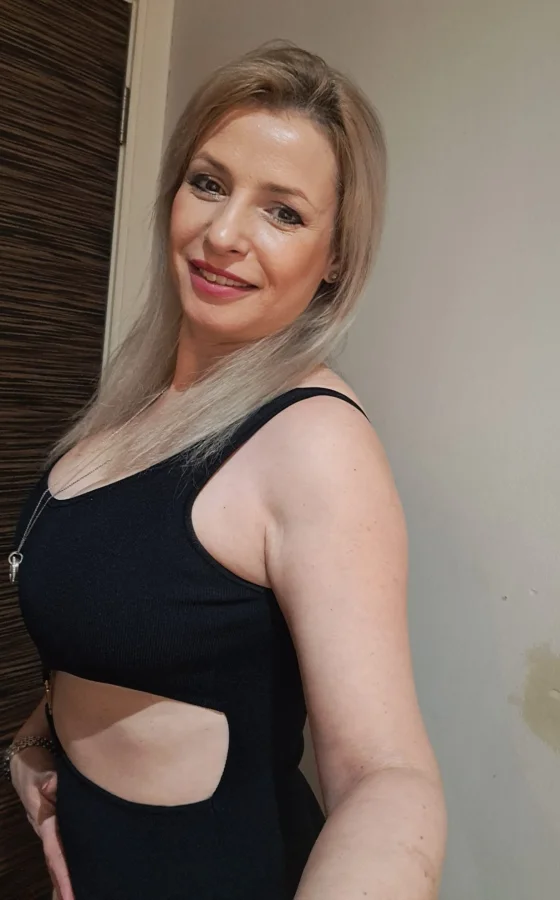 Natashas selfie gallery profile pictrue 