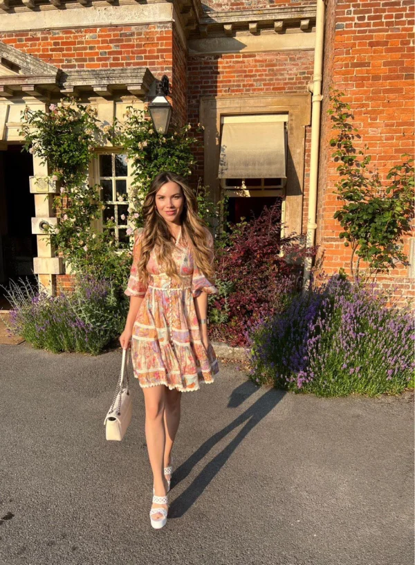 Sexy London escort Erika wearing a sun dress and sexy heels 