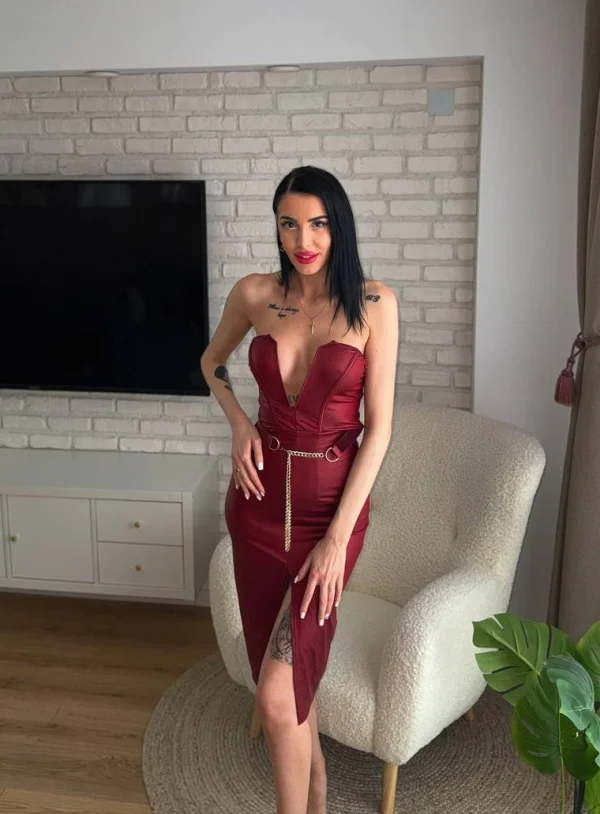 Lindsey ready for a night out in London 